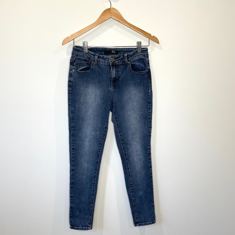 1822 Denim Distressed Blue Skinny Jeans